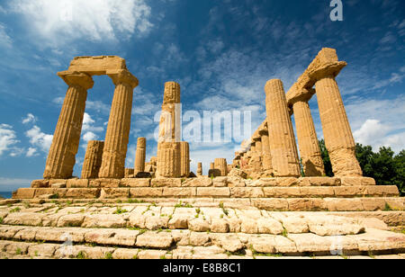 Antico tempio di Giunone, Agrigento, Sicilia, Italia Foto Stock