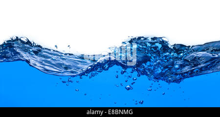 Acqua Splash isolati su sfondo bianco. Fotografia fresca Foto Stock