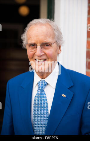 Nicholas Parsons è CBE è un inglese di radio e televisione presentatore e attore. Foto Stock