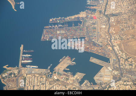 Vista aerea dal porto di Pireo ad Atene in Grecia Foto Stock