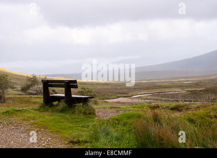 Affacciato sul banco le Highlands scozzesi a glencoe Foto Stock