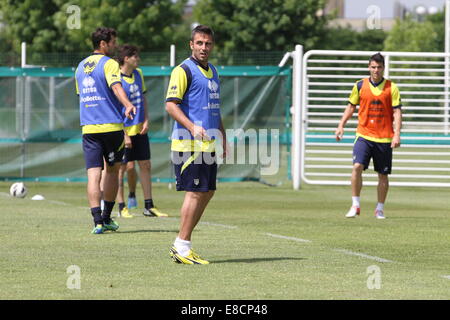 Il giocatore del Parma F.C., giocare nella Serie A italiana di Football League, avente una formazione presso il Centro Sportivo di Collecchio. Foto Stock