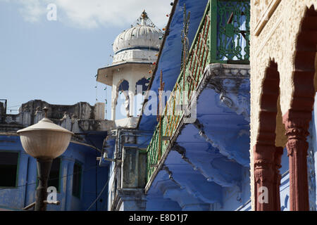 Scena di strada nella città santa di Pushkar, Rajasthan, India Foto Stock
