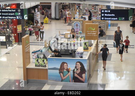 Interno del westfield azionato warringah mall shopping center a nord di Sydney, Australia Foto Stock