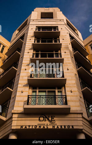 Edificio di appartamenti in porto nazionale, Maryland. Foto Stock