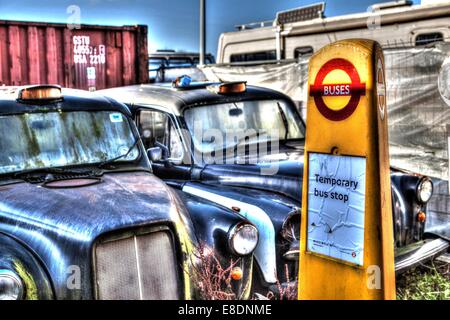 Derelitti London Black Cabs Foto Stock