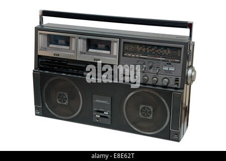 Vintage Boombox Radio su sfondo bianco Foto Stock