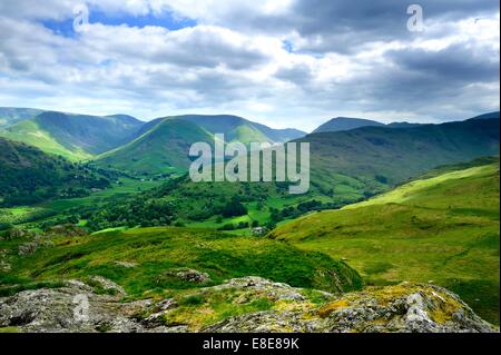 La luce del sole sulla Fells Foto Stock