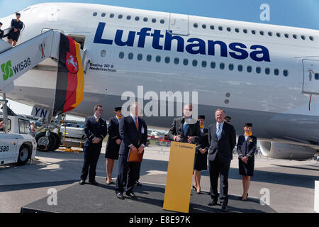 Schoenefeld, Germania, il battesimo della Lufthansa Boeing 747-8 presso la ILA 2014 Foto Stock