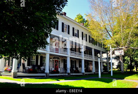 Grafton, Vermont: la storica 1801 Vecchio Grafton Inn con portici e la veranda * Foto Stock