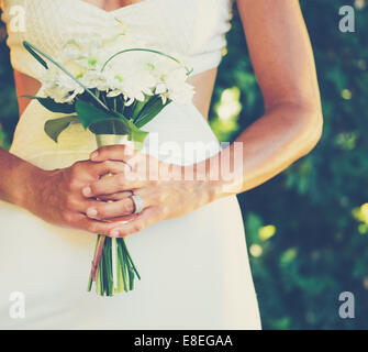 Bella Sposa con bouquet di nozze, Close up dettaglio. Foto Stock