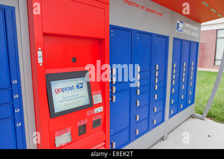 US Postal Service GoPost station - Virginia STATI UNITI D'AMERICA Foto Stock