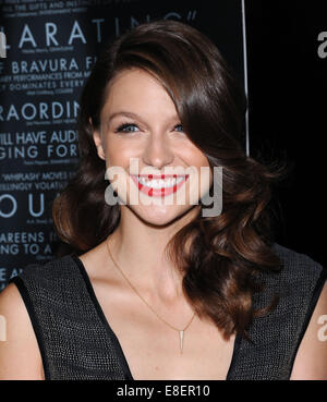 Hollywood, California, USA. 6 Ottobre, 2014. Melissa Benoist arriva per la premiere del film "colpo di frusta" presso il teatro di Bing. Credito: Lisa O'Connor/ZUMA filo/Alamy Live News Foto Stock