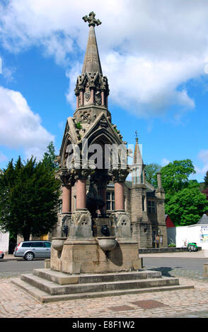 La Atholl Memorial Fontana, Dunkeld, Perthshire Scozia. Foto Stock