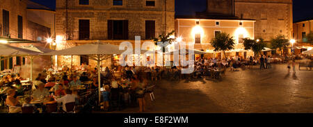 Ristoranti a La Placa Major, Pollensa, Mallorca, Spagna. Foto Stock