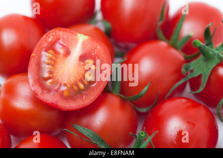 Pomodori di ciliegia Foto Stock