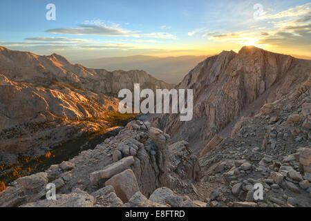 Alba sul picco a lume di candela Foto Stock