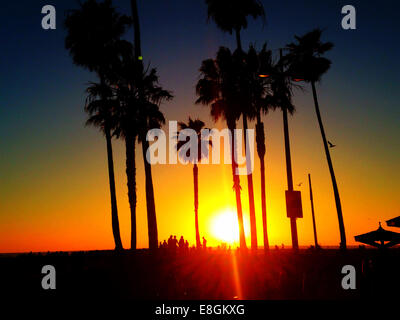 Stati Uniti, California, Los Angeles, la spiaggia di Venezia al tramonto Foto Stock