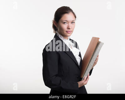 Giovani donne avvocato / studente di giurisprudenza Foto Stock