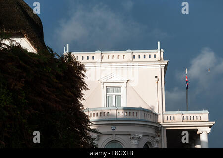 Architettura vittoriana,paignton fronte mare,la classica Paignton Club del 1881 con il suo colonnato facciata ionica Foto Stock