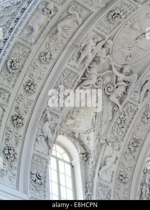 Vista interna di San Pietro e San Paolo ChurchŠv. apaštalų Petro ir bažnyčia Povilo, a Vilnius, Lituania Foto Stock