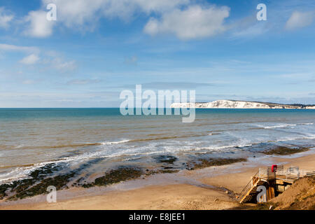 Soleggiata giornata autunnale affacciato sulla Baia di Compton sull'Isola di Wight, England, Regno Unito Foto Stock
