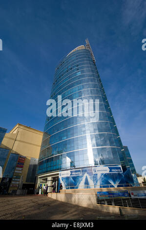 Ruanda, Kigali: Ruanda capitale ha alcuni veramente moderno parti coesistono aree rurali. Foto Stock