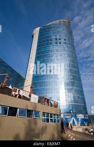 Ruanda, Kigali: Ruanda capitale ha alcuni veramente moderno parti coesistono aree rurali. Foto Stock