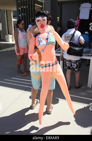 Il 2014 Dinah Shore Weekend, Club Gonne " party in piscina con: atmosfera dove: Palm molle, California, Stati Uniti quando: 06 Apr 2014 Foto Stock