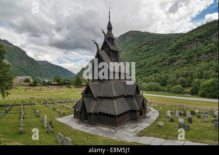 Borgund doga Chiesa è una doga chiesa si trova nel villaggio di Borgund, Norvegia Foto Stock