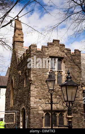 Regno Unito, Inghilterra, Devon, Barnstaple St Anne's Cappella nel sagrato della chiesa parrocchiale Foto Stock