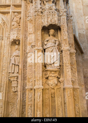 Il carving dettaglio di Cordoba La moschea-cattedrale Foto Stock