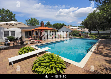 Casa suburbana backyard Long Island New York Foto Stock