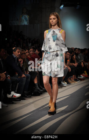 Saymyname SS2015 - Lisbona Fashion Week Legacy Foto Stock