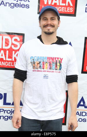 Hollywood, California, USA. Undicesimo oct, 2014. Ho15704CHW.30 aiuti annuali a piedi di Los Angeles.West Hollywood Park, West Hollywood, CA.10/12/2014.JASON RITTER .©Clinton H. Wallace/Photomundo/ Foto inc Credito: Clinton Wallace/Globe foto/ZUMA filo/Alamy Live News Foto Stock