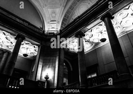 Architettura all'interno della libreria gratuita, a Philadelphia, Pennsylvania. Foto Stock