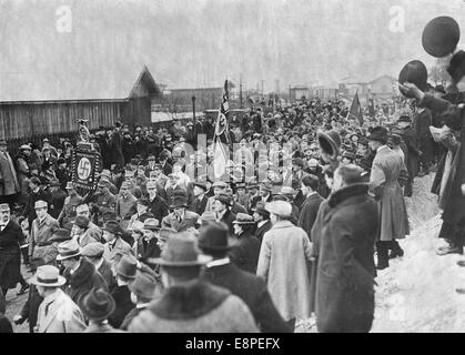 Primo congresso NSDAP al Marsfeld di Monaco dal 27 al 29 gennaio 1923. Fotoarchiv für Zeitgeschichtee - NESSUN SERVIZIO DI CABLAGGIO - Foto Stock