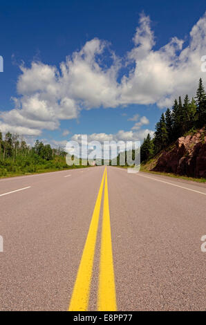 TransCanada highway lungo Lago Superior shore Foto Stock