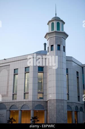 Baitul Futuh mosque a Morden nel sud di Londra, Regno Unito Foto Stock
