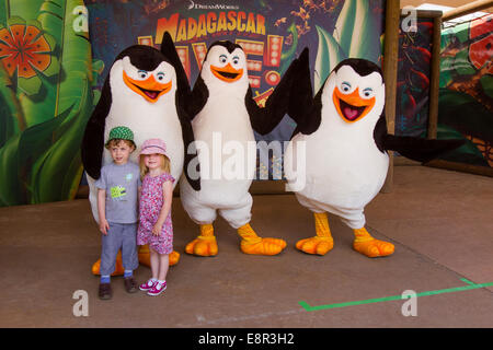 Madagascar live show al Chessington World of Adventures, Surrey, Regno Unito. Foto Stock