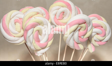 Colorfull lecca-lecca spirale, caramelle, dolci per i bambini Foto Stock