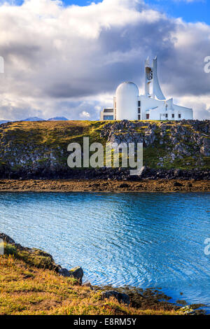 Chiesa moderna nella città di Stykkisholmur in Islanda Foto Stock