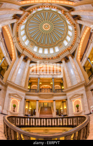 Una vista della bella rotonda all'interno del Mississippi State Capitol a Jackson, Mississippi. Foto Stock