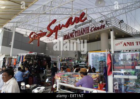 Saigon square shopping mall, città di Ho Chi Minh Foto Stock