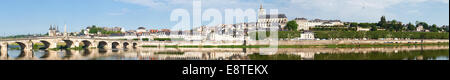 Blois, Francia: Ville de Blois, il ponte sul fiume Loira Foto Stock