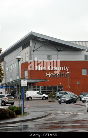 Hereford REGNO UNITO 14 Ottobre Wye Valley NHS Trust è stato messo nel "misure speciali" dalla qualità di cura Commissione (CQC). Nella foto è la fiducia di Hereford County Hospital. Credito: Andrew Compton/Alamy Live News Foto Stock