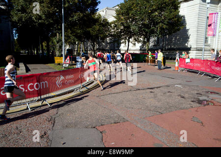 Cardiff in esecuzione evento, Cathays Park, Cardiff, Galles, UK. Foto Stock