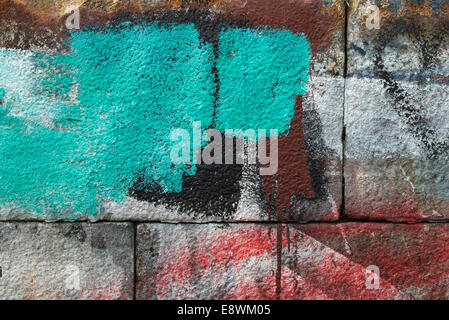Colorato modello astratto dipinto sulla parete Foto Stock