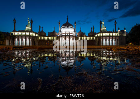 Viaggi / immagini turistiche di Brighton e Hove, Sussex, Inghilterra, fronte mare, pier, città, negozi, spiaggia, piloni, punti di riferimento, pavilion Foto Stock