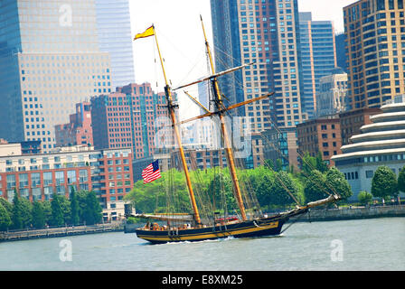 Nave a vela in New York Foto Stock